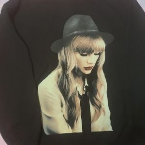 Taylor Swift Sweatshirt Size Medium
